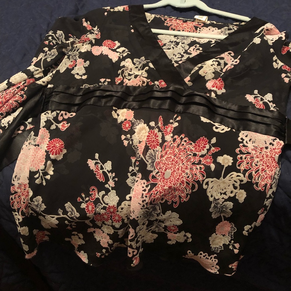 Kimono style floral top